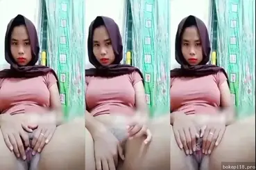 Cewek cantik buka memek colmek kirim buat pacar