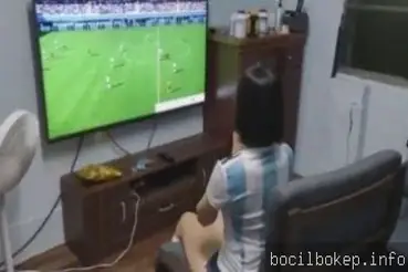 Paksa pacar lagi main game buat dientot brutal